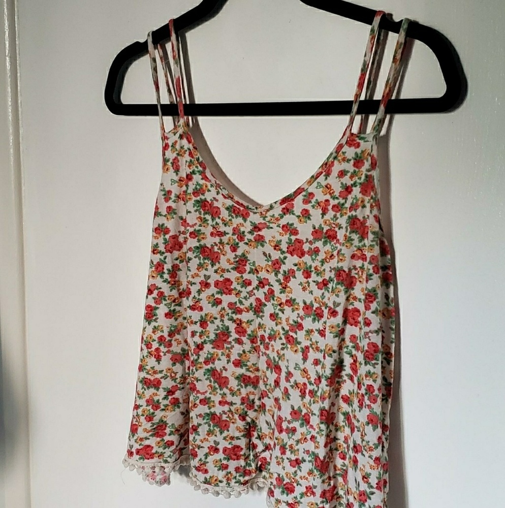 Flowy floral blouse